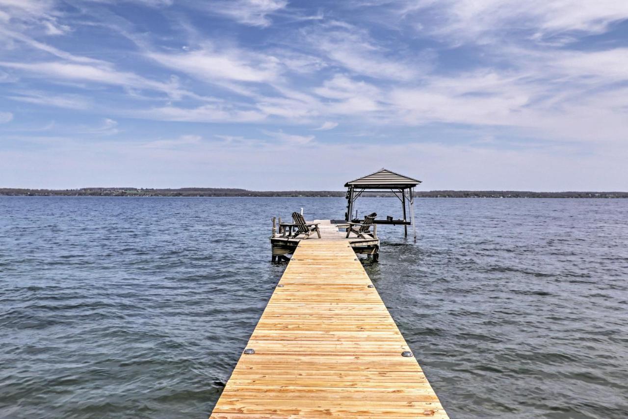 Waterfront Seneca Lake House Fire Pit And Boat Dock Geneva Ngoại thất bức ảnh